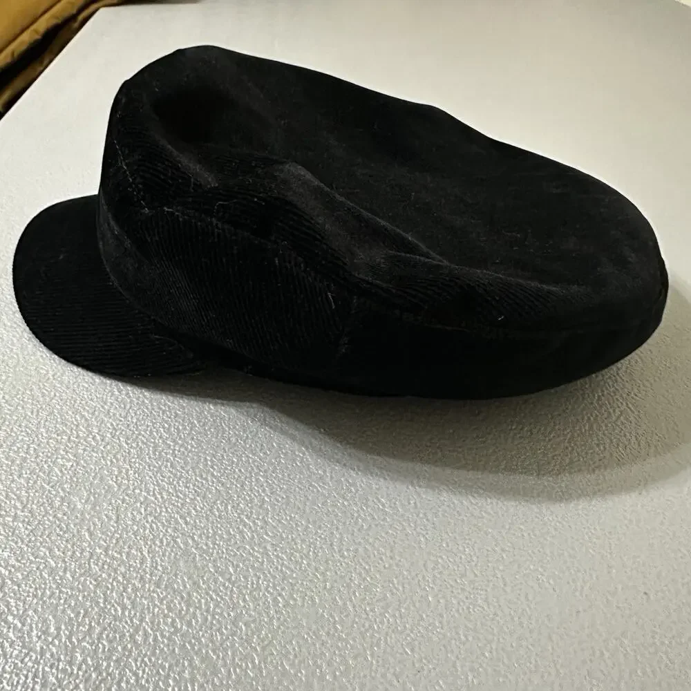 Black Zara Newsboy Cap. Womens Medium